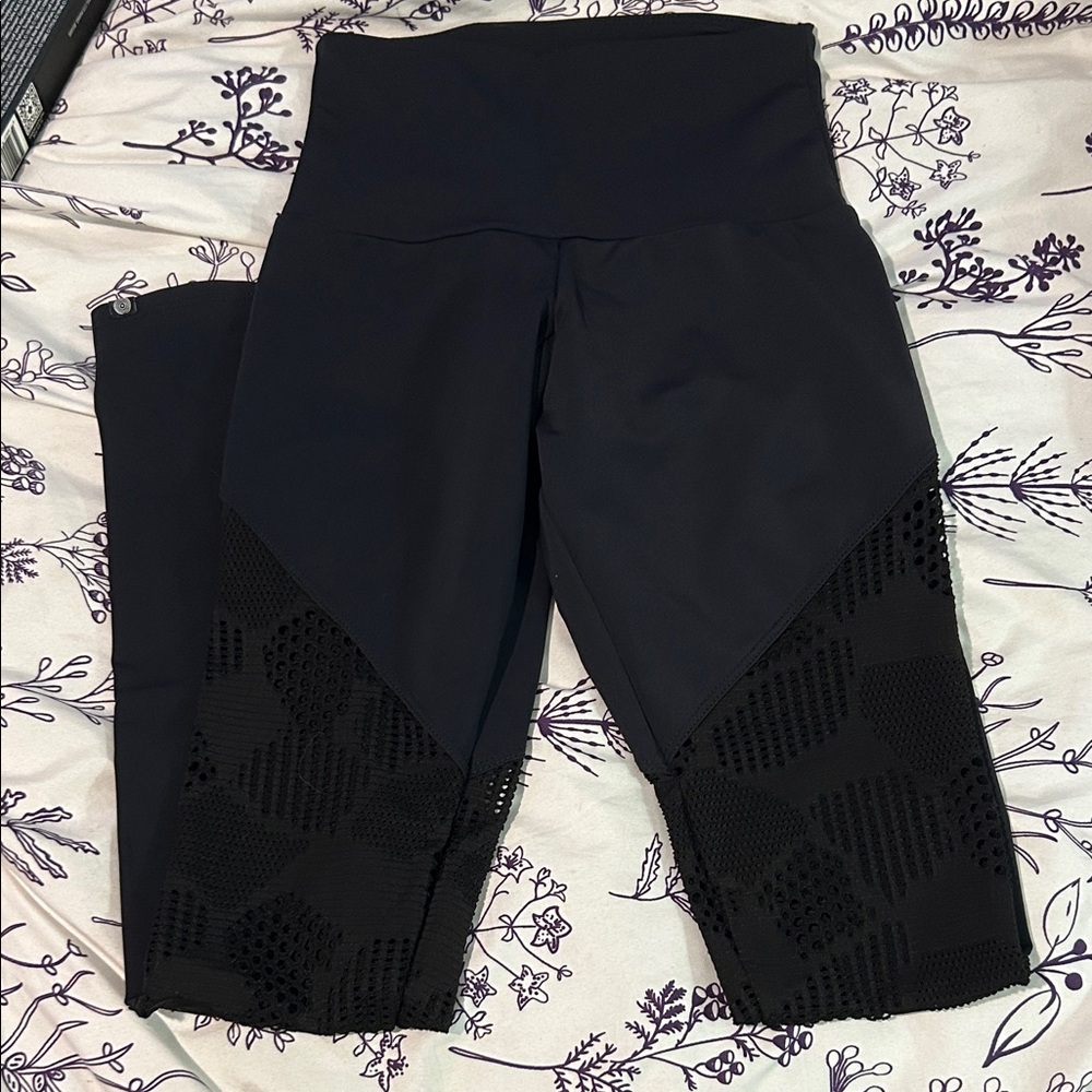 ONZIE Black High-Waisted Leggings
